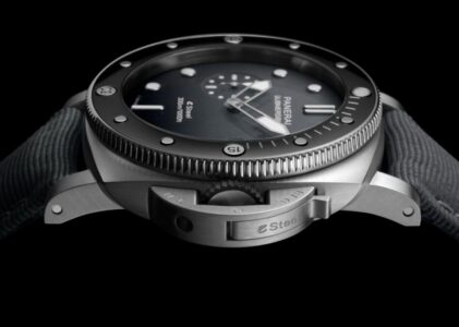 Algo viejo, algo nuevo: replica Panerai presenta el sumergible Quaranta Quattro eSteel